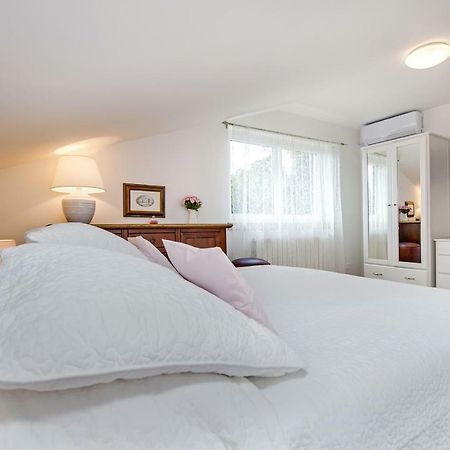 Villa Montericco Rovinj Bagian luar foto
